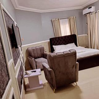 International royal hotel - Owerri - 1