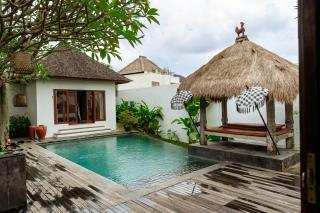 Jabunami Villa - Canggu - 3