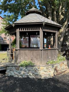 Rustic Cabins Beside The Zoo - Ridgetown - 3