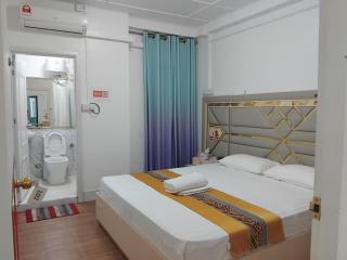 Ontrack Travel - room - 9