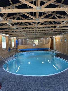 Shepherds Rest Cotswolds Cottage Farm Stay With Pool - 6