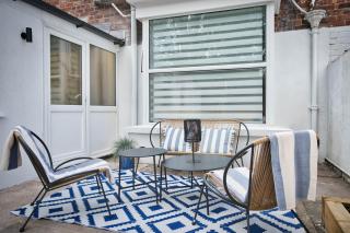AV MODERN HOMES-House for 7 Guests near City Centre - Boston - 7