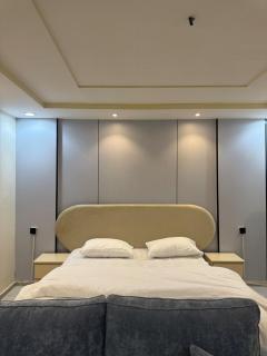 Studio with private entrance - 1