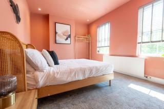 Modern 6 Person Cosy Cottage in Historical Newport - Caerleon - 0