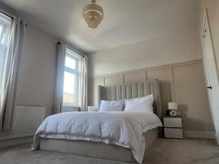 Cosy Corner on Gordon Street - 6