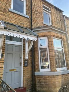 Cosy Corner on Gordon Street - Scarborough - 0