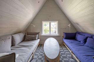 Characteristic house with a cozy private garden - Visby - 3