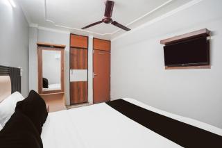 Hotel O by OYO Exotica Palace - 8