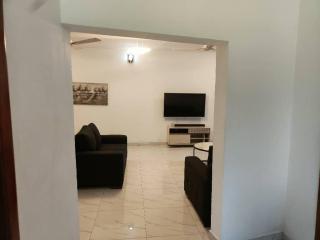 Spacious 2bedroom apartment - Accra - 7