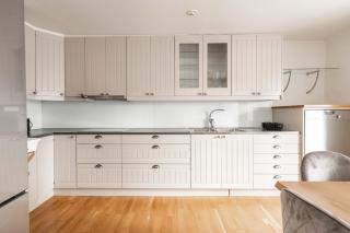 Central located apartment in middle of Visby - 4