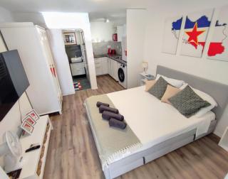 Cool studio by the palace - Split - 9