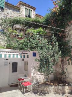 Cool studio by the palace - Split - 3