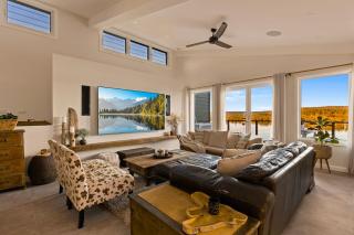 Henderson House - 9