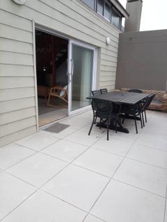 CBD Penthouse on Main street Self Catering - 5