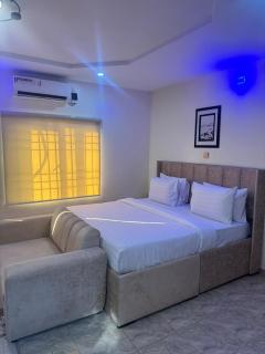 Chrysosprassos Studio Apartment in Ikeja - 2