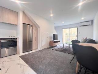 Quiet New Townhouse with Office Space easy park - 7
