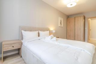 Central Executive 42 Suite by BookingHost - Katowice - 4