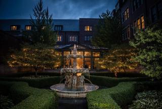 Royal Park Hotel - 2