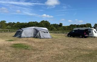 beck evans farm - Streatham - 0