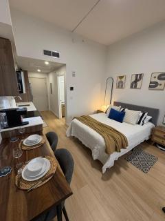 Boho Downtown Retreat - Edmonton - 8