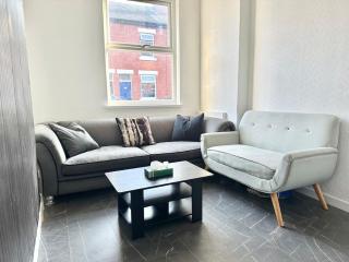 Blackpool Retreat - Free Parking, Near Beach & Zoo - Blackpool - 0
