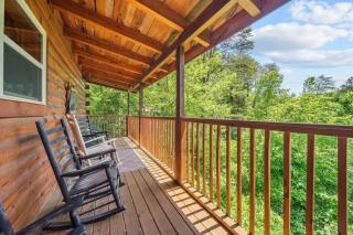 Pigeon Forge Cabin Stay With Games, View & Hot Tub - 8