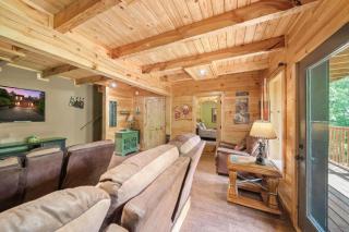 Pigeon Forge Cabin Stay With Games, View & Hot Tub - 1
