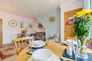 Agan Chi - Mousehole - 5