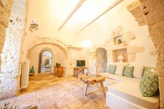 TD Trulli Fico d'India with Pool Immersed in Nature - 3