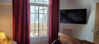 Große 2 Zimmer Wohnung mit Bad Dusche und Badewanne - 7