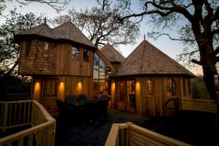 Silvertree House with Hot Tub Park Facilities - 4