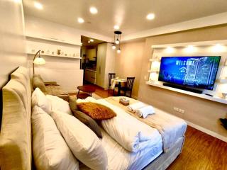 The Hotel Residences at Acqua in Mandaluyong- Near Rockwell in Makati - Manila - 0