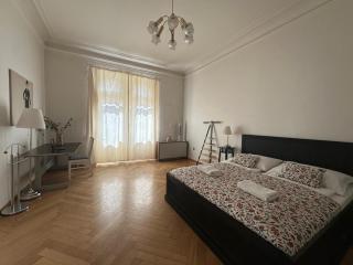 1920s Charm apartment by Jerusalem Synagogue in Old Town Center - 1
