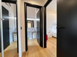 WELCOME RIVIERA - ORO Apartment, 2Bedroom, 2Bathroom Apartment with Free Garage at 800 mt, Lift, Shared Terrace, Balcony, Wi-Fi, Air Conditioning, The Ideal Choice for a Relaxing and Exciting Coastal Escape - Rapallo - 1