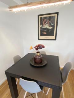 Apartment ANi, E-Parkplatz Göppingen 2Zi, 60qm zentrale Wohnung, Zweifamilienhaus, Terrasse, Garten, ruhig - Göppingen - 7