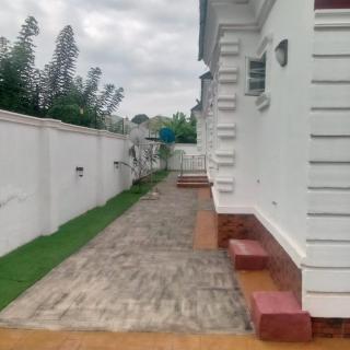 Ilawe Road, white house - Ado Ekiti - 3