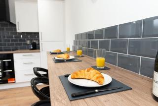 Argyle House Stunning 2 Bed Town Centre Home from Home with Private Parking - 2