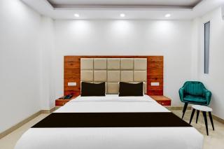 Super Collection O Hotel Evergreen - 0