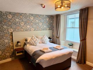 The Queen's Head - Alnwick - 9