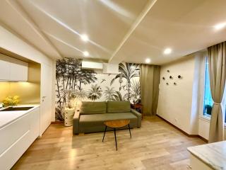 heart of Old Antibes - 7