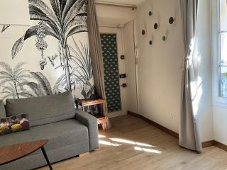 heart of Old Antibes - 5