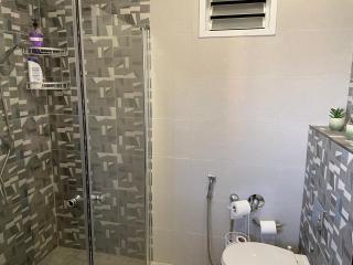 Beachfront Bliss 3 bedroom Privacy - Netanya - 1