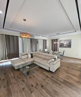 Modern and bright light room - 6