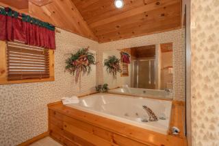 Sweet Mountain Escape by American Patriot Getaways - 0