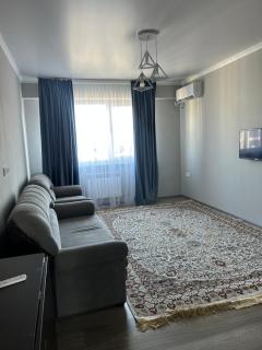 2 х комнатная Квартира посуточно - Almaty - 1