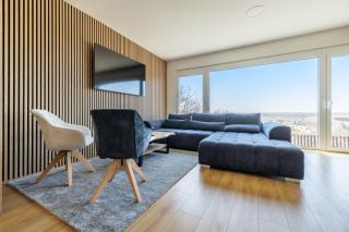 Airport Prague Luxury Apartment & Spa - 1