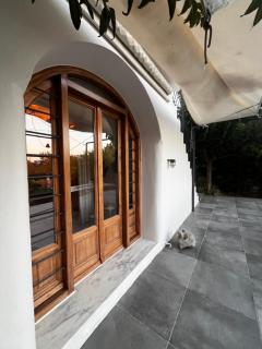 The Arch House - Kími - 8