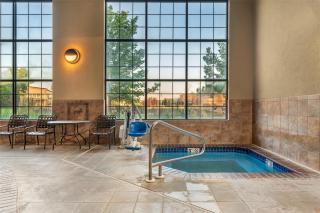 Best Western Plus Kelly Inn & Suites - 3