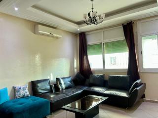 Fes Large Apartment - Avenue des FAR Prime Location - Fez - 2