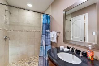 Chardonnay Haus - Unit C - 9